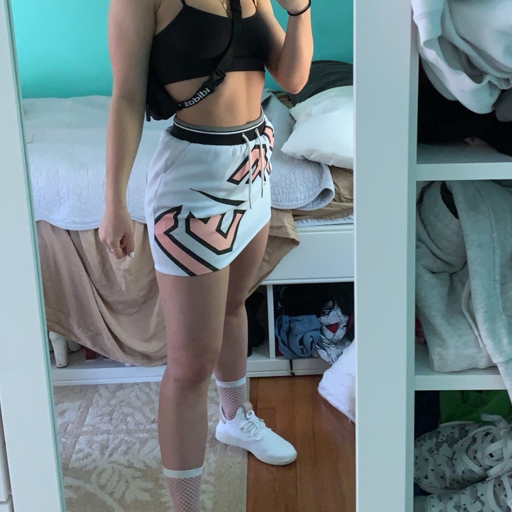 LF the brand sweat skirt white elastic waistband